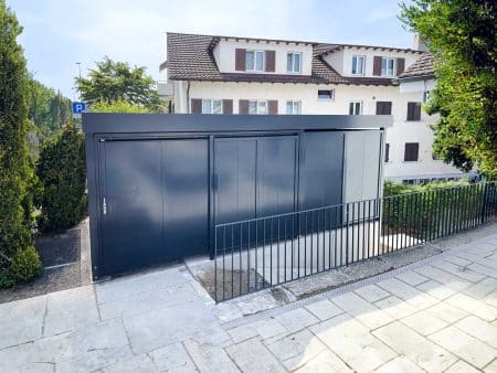 Einhausung für Müllcontainer