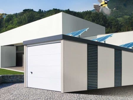 Garage mit bauseitigen PV-Modulen