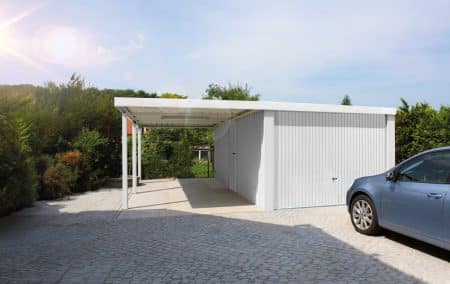 Carport mit Fertiggaragen-Anbau
