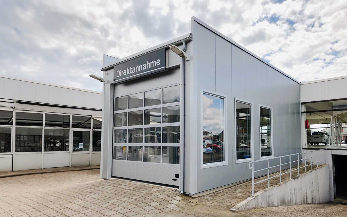 Halle für Servicannahme von Siebau