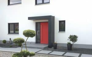 Vordach S.1 in L-Form. Fassadenplatte in anthrazit