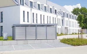 Einhausung von Siebau in verzinkter Ausführung mit Sichtschutz in Stahlwelle