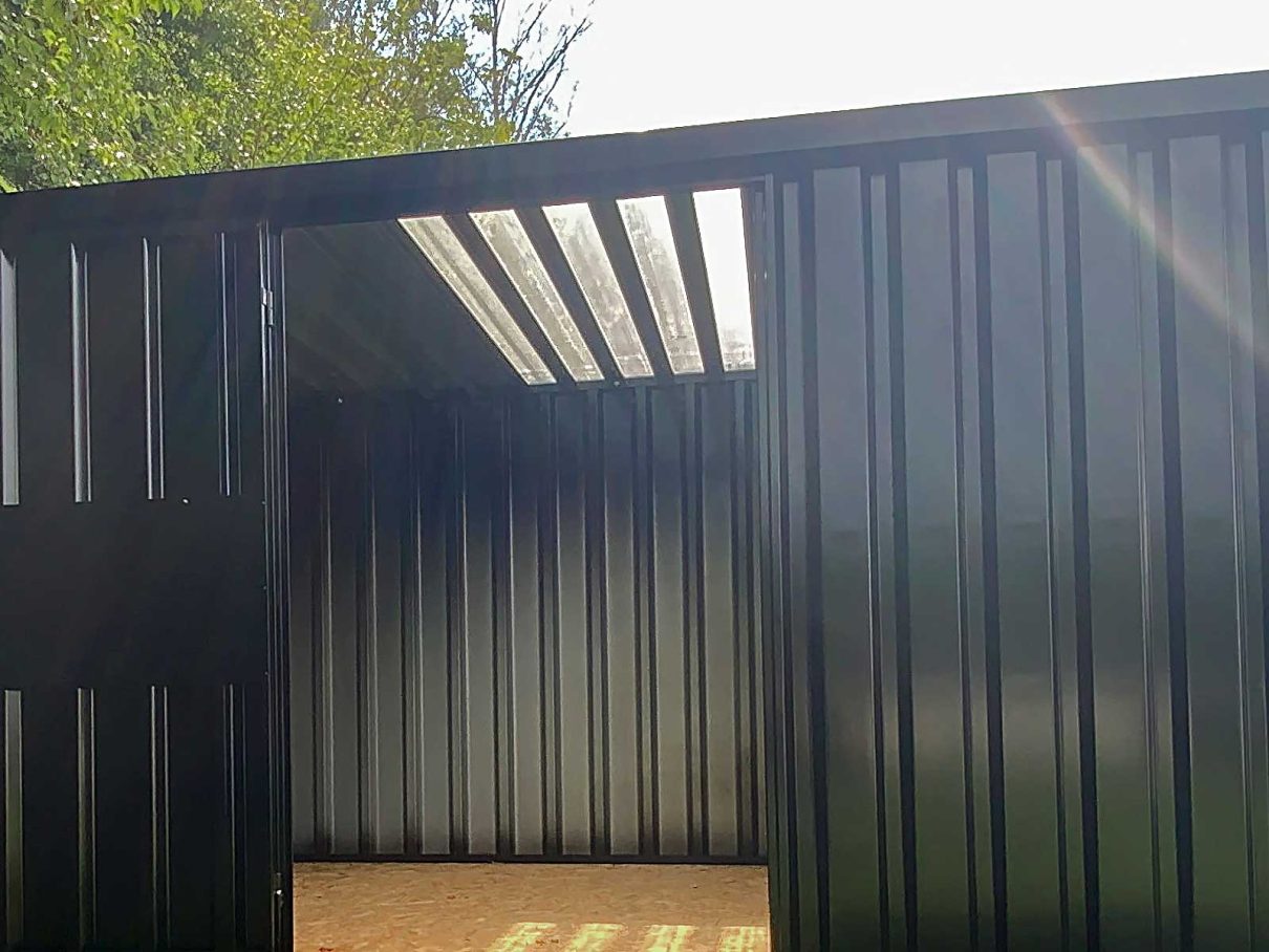 Transparente Lichtbahn für Gardenboxx Gerätehaus