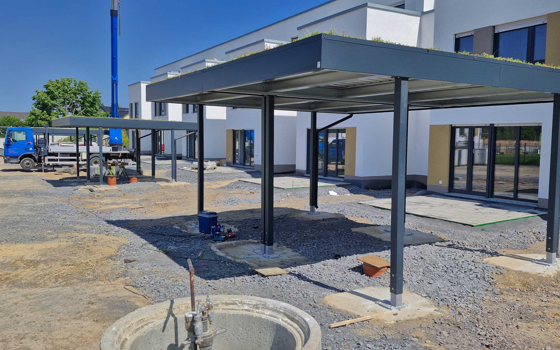 Baustelle mit Carports von Siebau